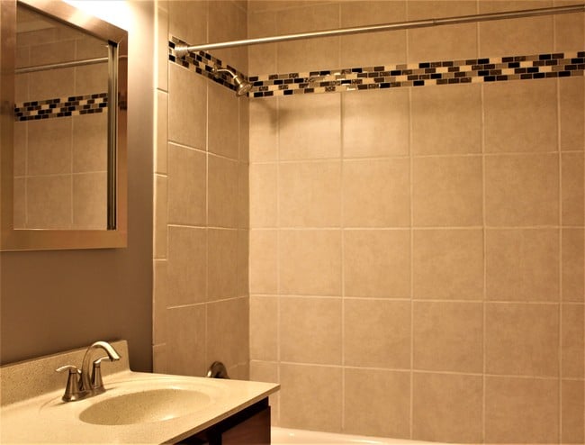 1 BR - Bathroom - St. Francis Apartments