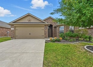 Building Photo - 405 Houndstooth Dr