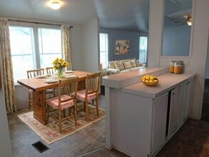 Building Photo - 3230 S Loop 1604 E