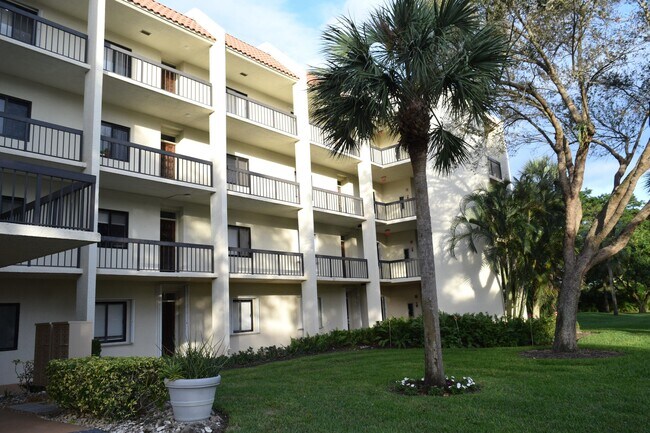 Foto del edificio - 2500 105th Ave N