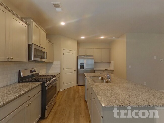 Foto del edificio - 864 Bentley Dr