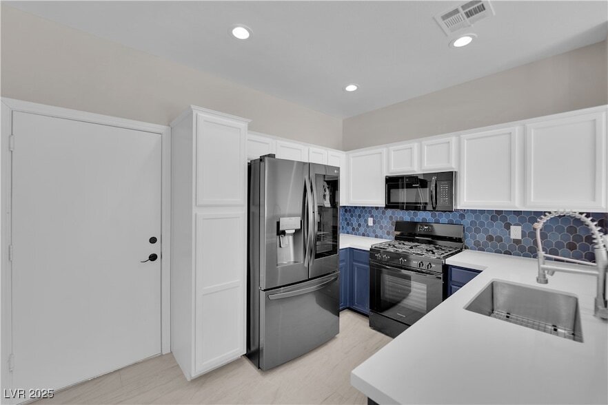 Foto principal - 8739 Villa Jeremiah Ln