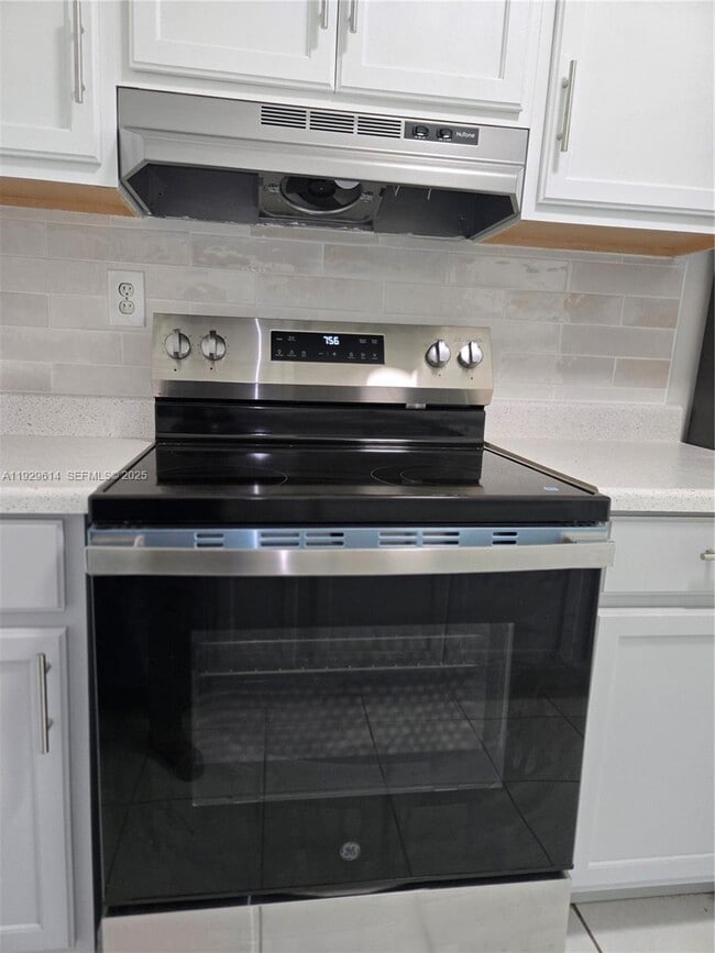 Building Photo - 13828 Harrison St