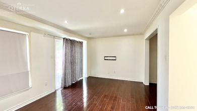 Building Photo - 30 Caruso Dr