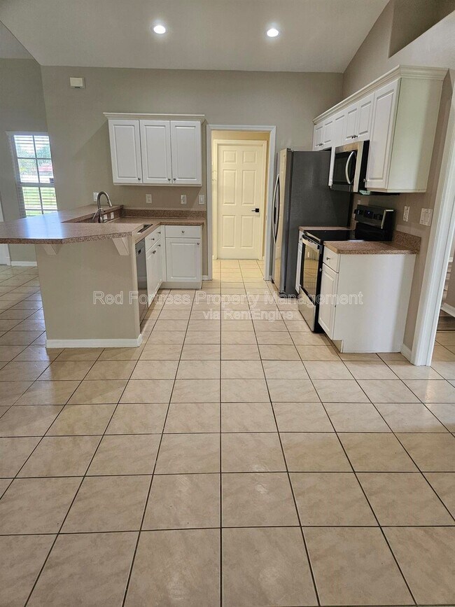 Foto del edificio - 1138 NW 15th Terrace