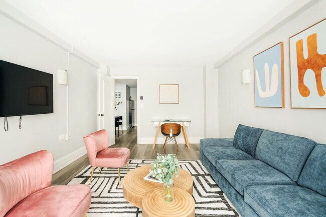 Foto del edificio - 238 W 73rd St