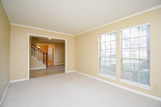 Foto del edificio - 910 Shillington Dr