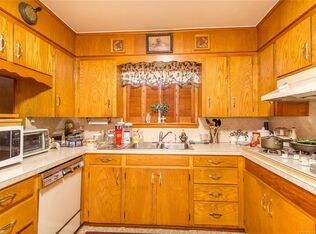 Foto del edificio - 1707 E 53rd St