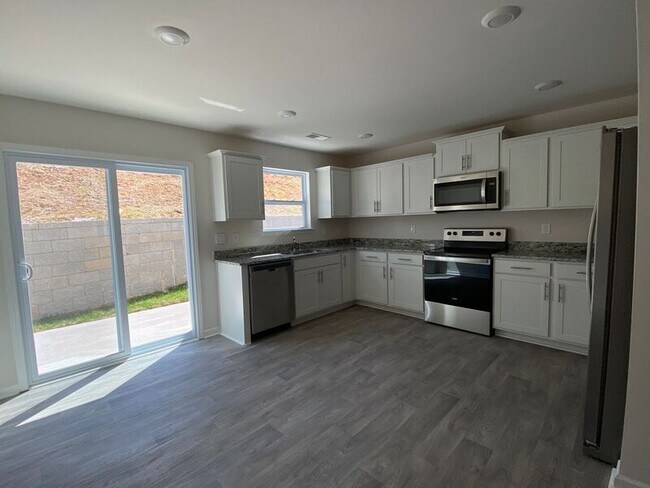 Building Photo - 45 Hamrick Dr