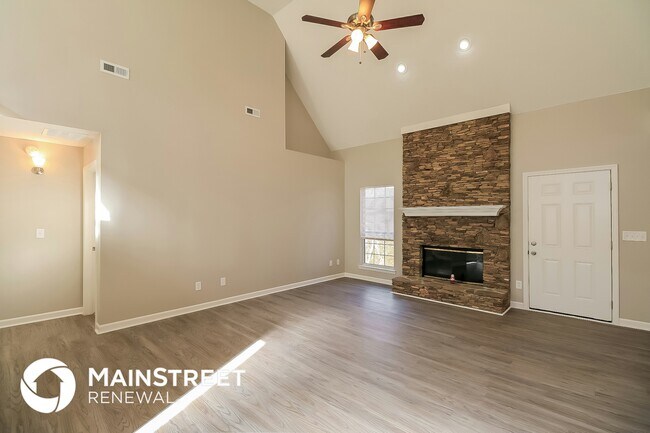 Building Photo - 7815 Big Ben Ct