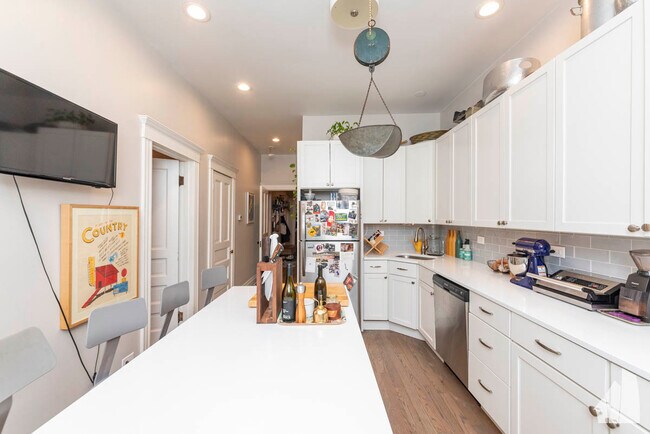 Foto del edificio - 1508 N Fairfield Ave