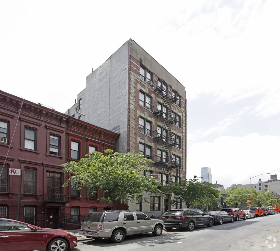 212- 214 E 105th St - 212-214 E 105th St