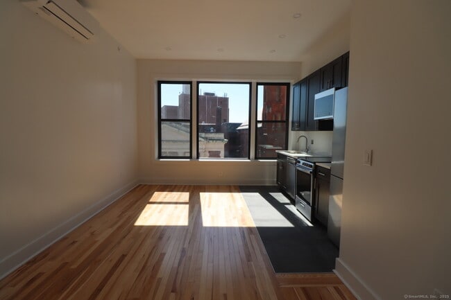 Foto del edificio - 253 State St