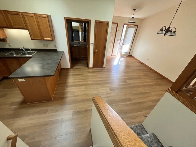 Foto del edificio - 711 29th Ave NE