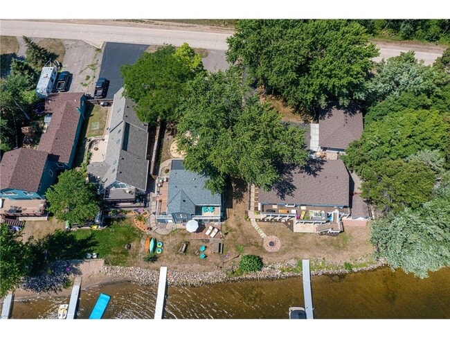 Building Photo - 26755 Fremont Dr