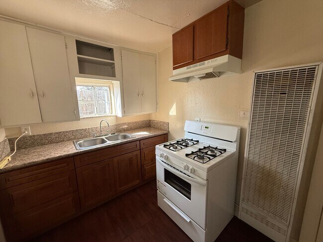 Foto del edificio - 1601 Virginia Ave