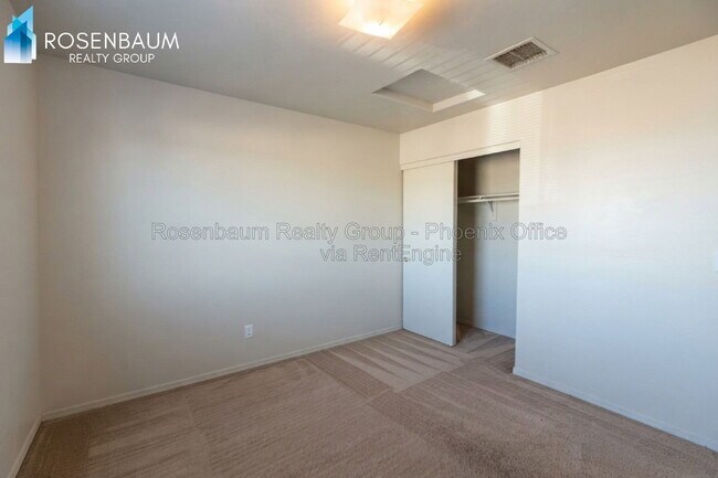 Building Photo - 15547 S Moon Valley Rd