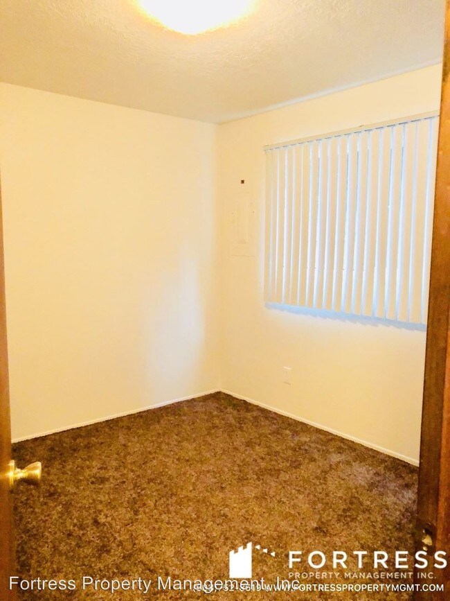 Foto del edificio - 3945-3945 SE 80th Ave