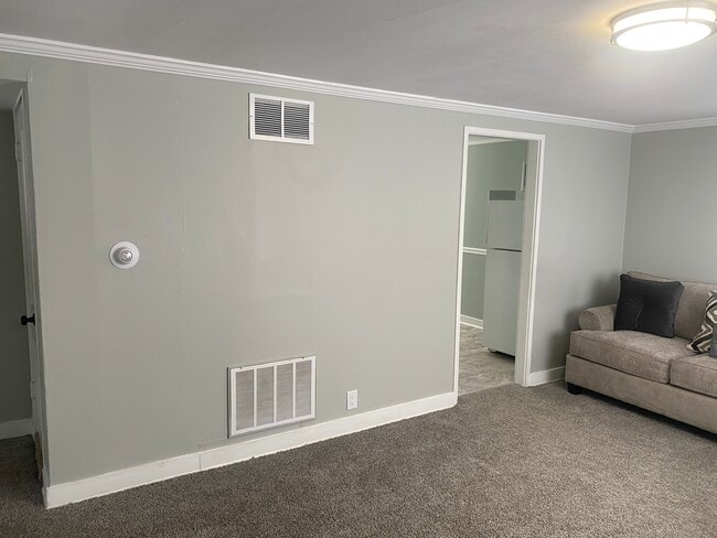Building Photo - 2522 Hollywood Pl