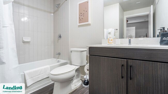 Foto del edificio - 14015 Univ Pass