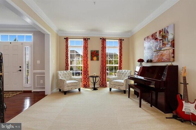 Foto del edificio - 22513 Castle Oak Rd