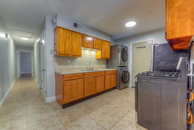 Foto del edificio - 779/781 Metcalf