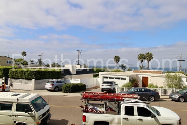 Foto del edificio - La Jolla, 5383 Chelsea St #104, Beautiful Ocean Views, Controlled Access Building and Parking!