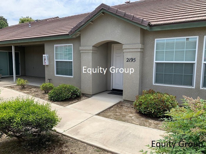 Primary Photo - Beautiful Condo in Tulare on Bella Oaks!