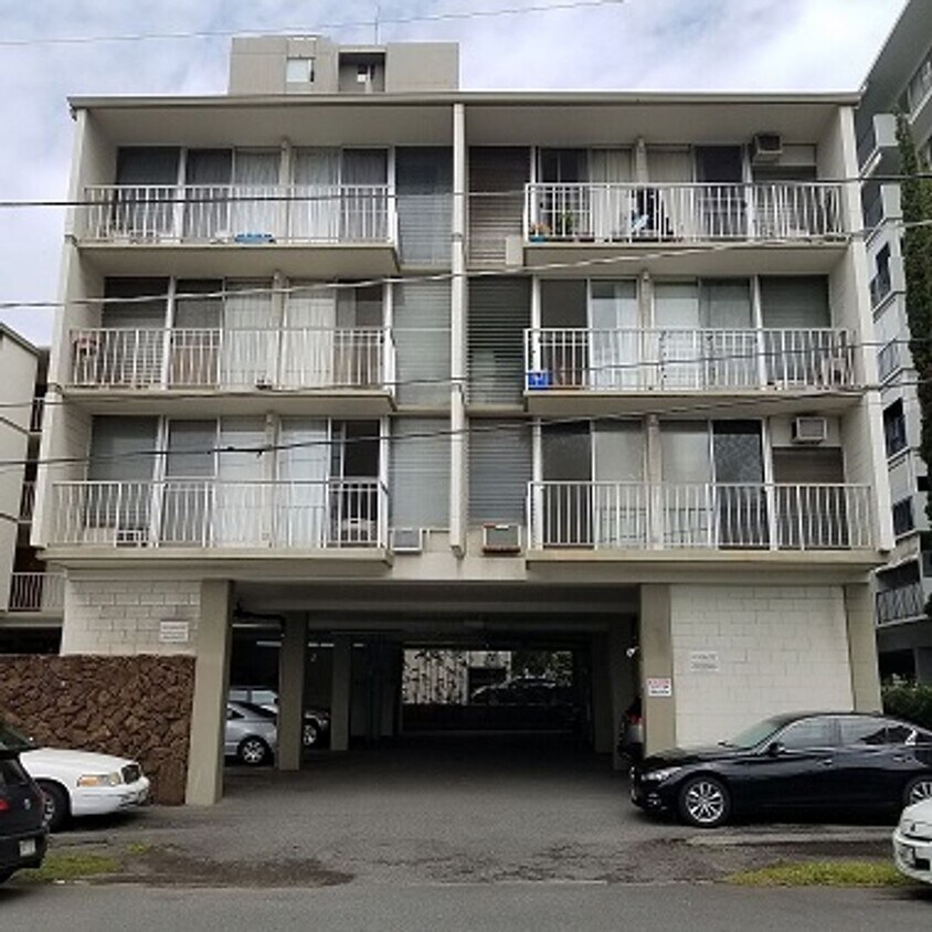 Foto principal - Available on 10/01/25, 660 sq ft, 2 Bedroo...