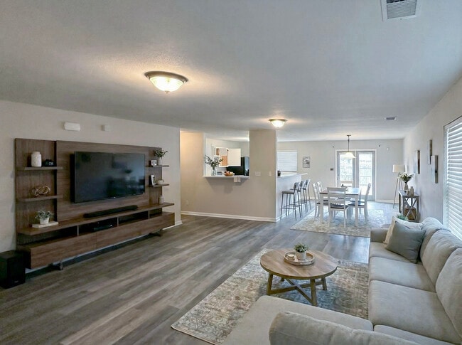 Building Photo - 177 Harold Murphy Dr