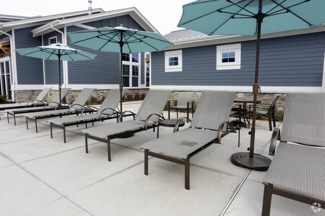 Sundeck - The Lakes of Valparaiso
