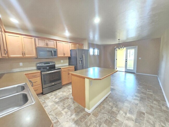 Foto del edificio - Lovely Meridian Home