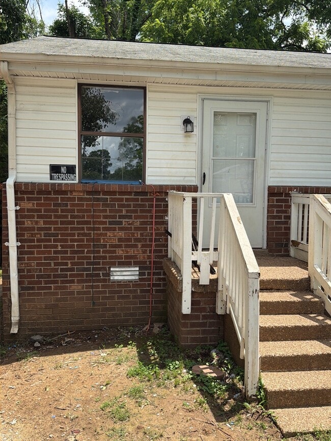 Photo - 3351 White Pine Dr House