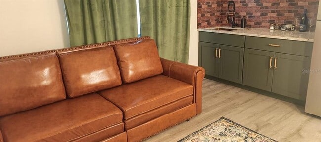 Foto del edificio - 320 Spirit Lndg Cir