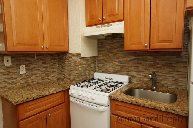 Building Photo - 1440 Ocean Pkwy