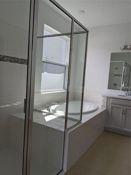 Foto del edificio - 1641 Goblet Cv St