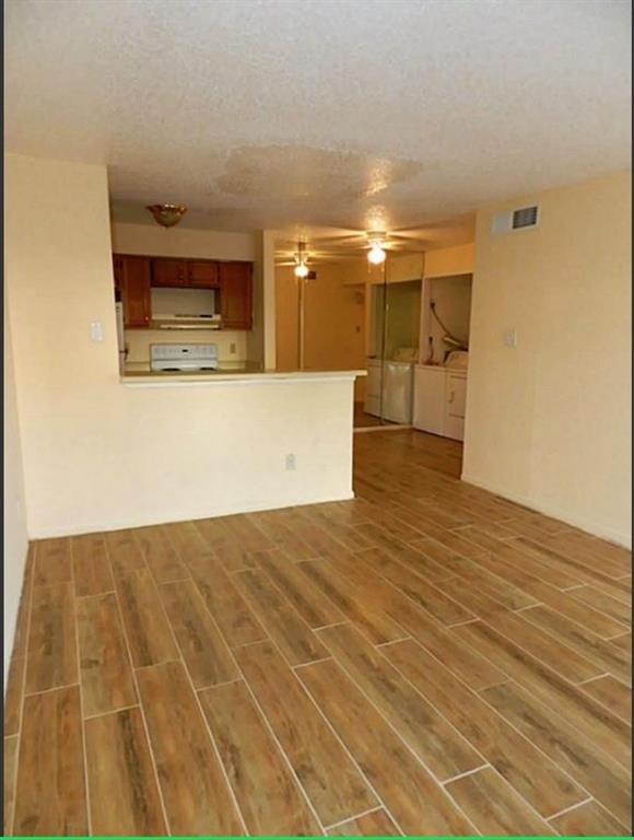 Building Photo - 10001 Westpark Dr