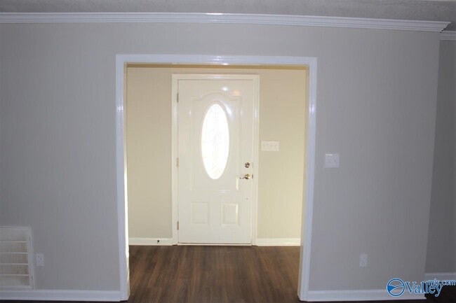 Building Photo - 108 Harpers Hop Ct