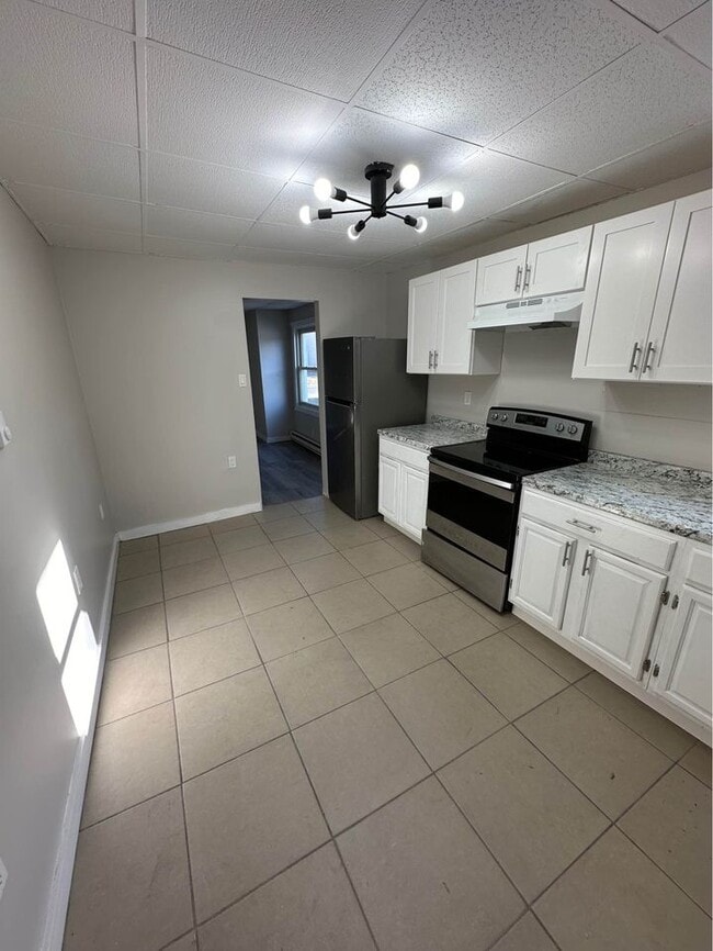 Building Photo - 1807 Luzerne St