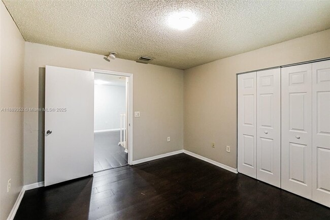 Foto del edificio - 10301 SW 18 St MIRAMAR, FL 33025