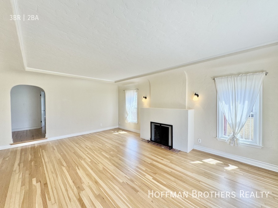 Foto principal - 1600 Orange Grv Ave