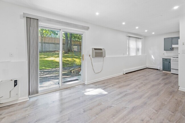 Building Photo - 50 Farrwood Ave