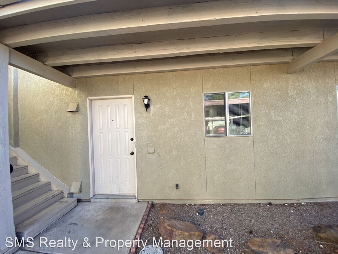 Primary Photo - 3 br, 1.5 bath House - 4385 Avenida Palerm...