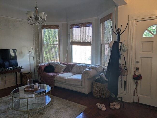Building Photo - 1320 19th St