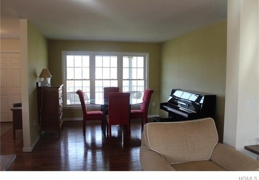 Foto del edificio - 18 Vineyard Ln