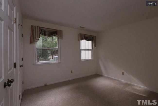 Building Photo - 101 Woodbridge Ln