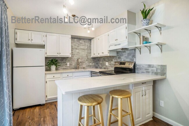 Foto del edificio - 636 Irish Dr