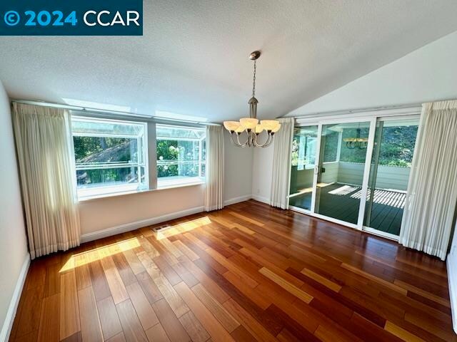 Building Photo - 1163 Alta Mesa
