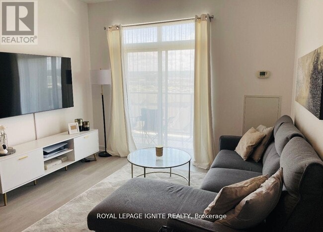 Building Photo - 101 Shoreview Pl