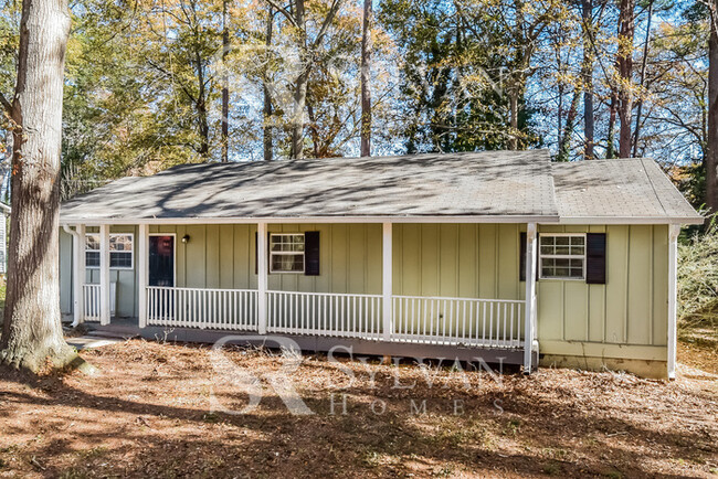 Building Photo - You will love this cozy home!